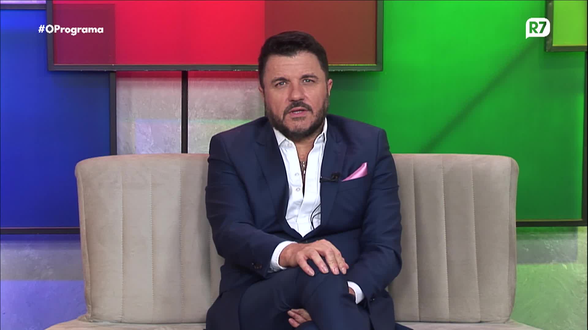 Mauricio Manieri conta de onde veio a ideia de gravar clássicos da música em diferentes idiomas