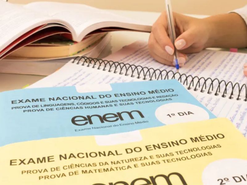 Veja como solicitar isenção da taxa do Enem 2024
