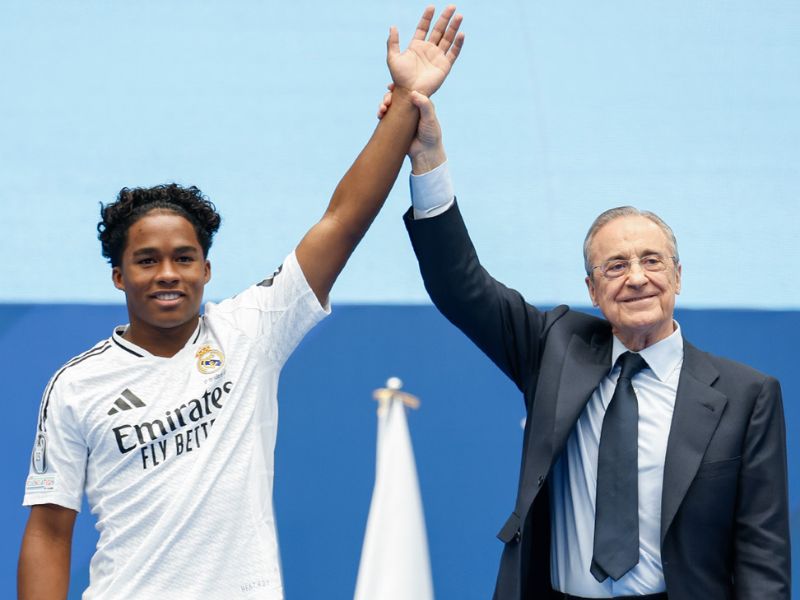 Com Bernabéu cheio, Endrick é apresentado pelo Real Madrid