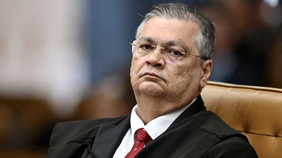 Dino aciona TCU após pedido do governo para dispensar regra de fiscalização sobre emendas Pix