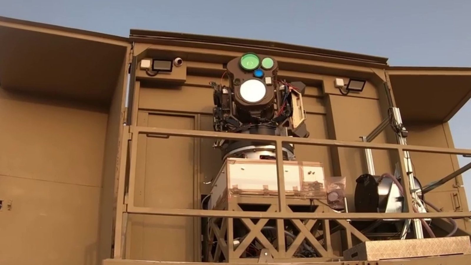Iron Beam: Israel desenvolve arma laser para interceptar drones e mísseis
