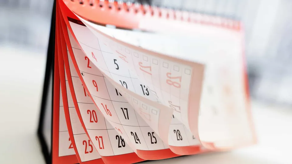 Quer programar as viagens de 2026? Veja o calendário de feriados para o próximo ano